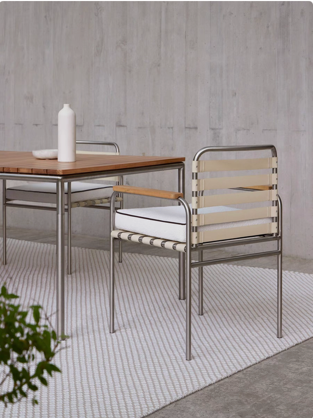 Luxury Morden Wooden Garden Terrace 6-Seater Dinning Table & Chairs set
