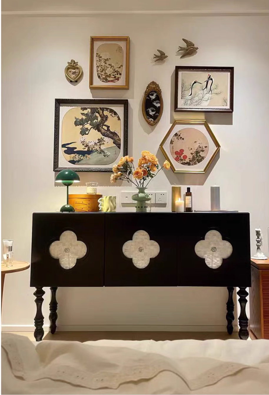 Four Leaf 3-door Sideboard Black and White